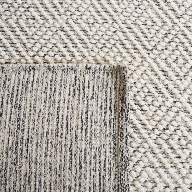 Natura NAT503 Hand Woven Indoor Area Rug - Ivory/Light Grey - 4'x6' - Safavieh