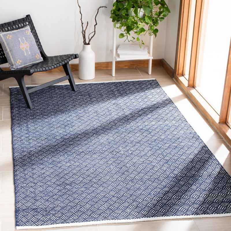 Boston BOS680 Power Loomed Accent Rug - Navy - 2'6"x4' - Safavieh.