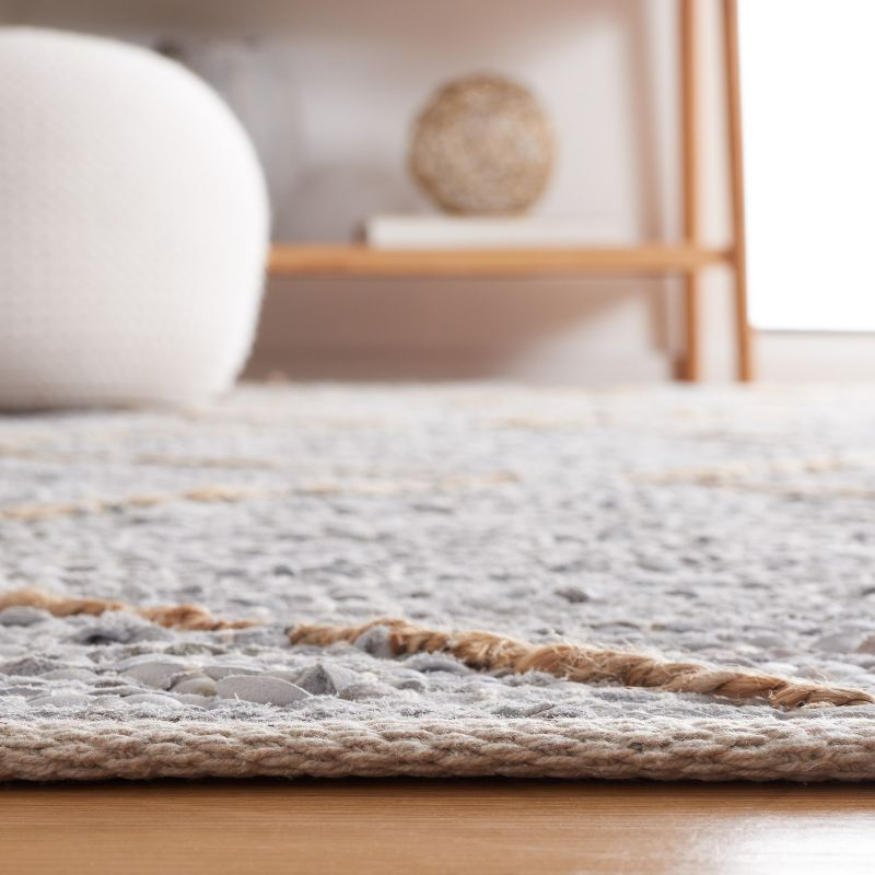 Vintage Leather VTL803 Hand Woven Area Rug - Light Grey/Natural - 5'x8' - Safavieh.