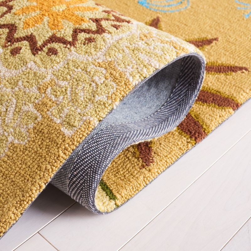 Four Seasons FRS472 Hand Hooked Accent Rug - Taupe/Multi - 2'6"x4' - Safavieh.