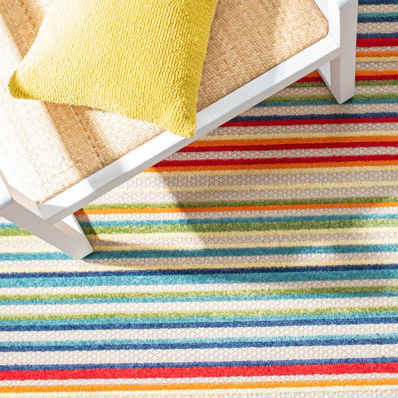 Cabana CBN323 Loomed Indoor Area Rug - Ivory/Green - 5'3"x7'6" - Safavieh