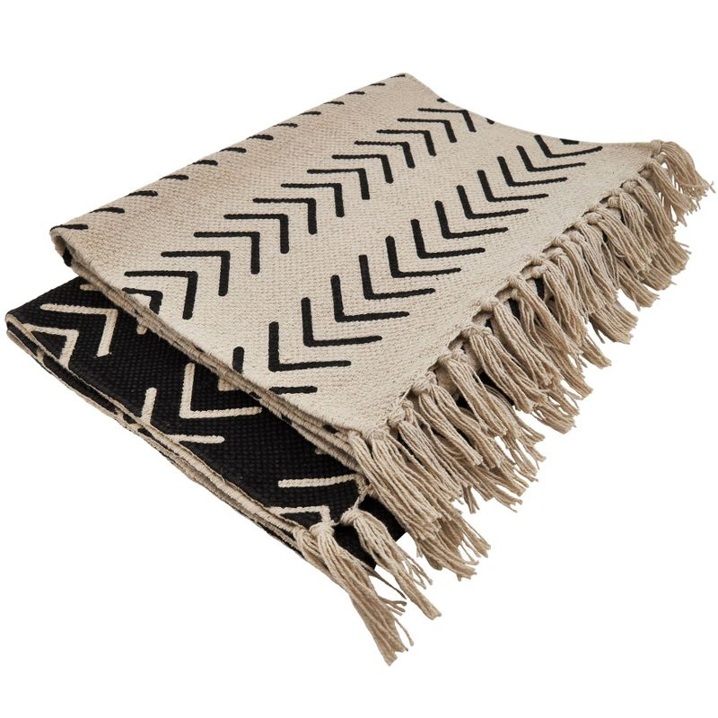 Saro Lifestyle 72"x16" Cotton Chevron Table Runner Black