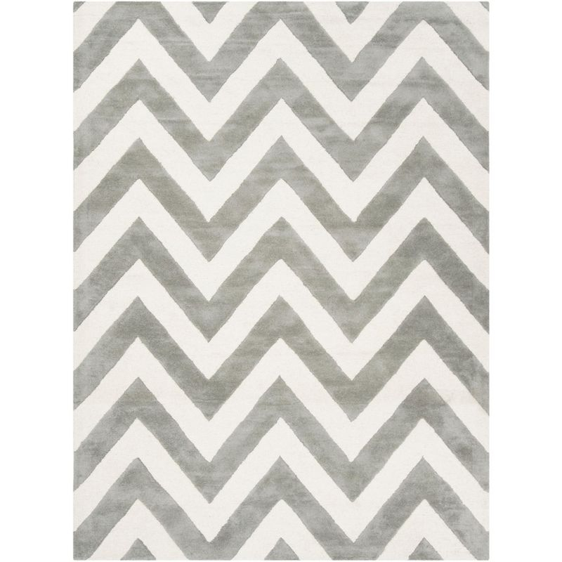 Safavieh Kids SFK921 Hand Tufted Area Rug - Grey/Ivory - 5'x7' - Safavieh.