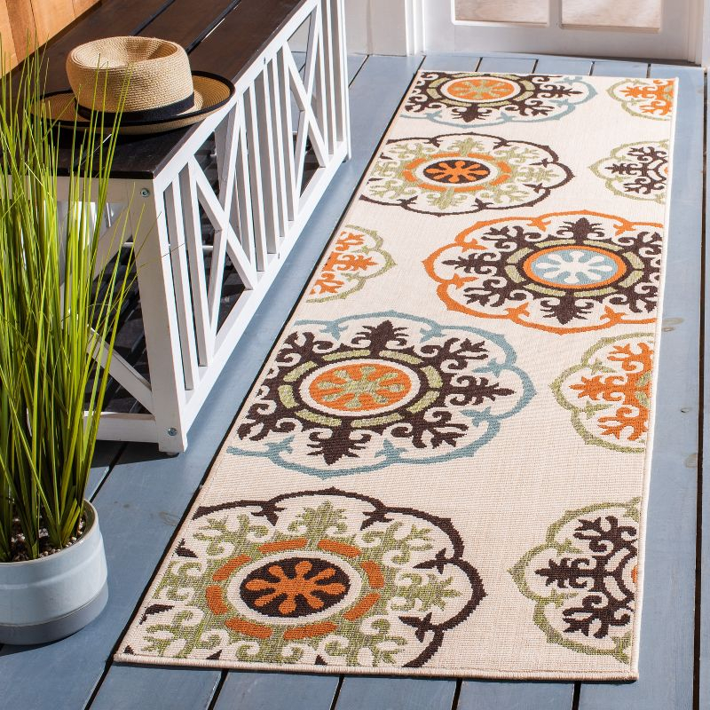 Veranda VER002 Power Loomed Indoor/Outdoor Runner Rug - Cream/Terracotta - 2'3"x8' - Safavieh.