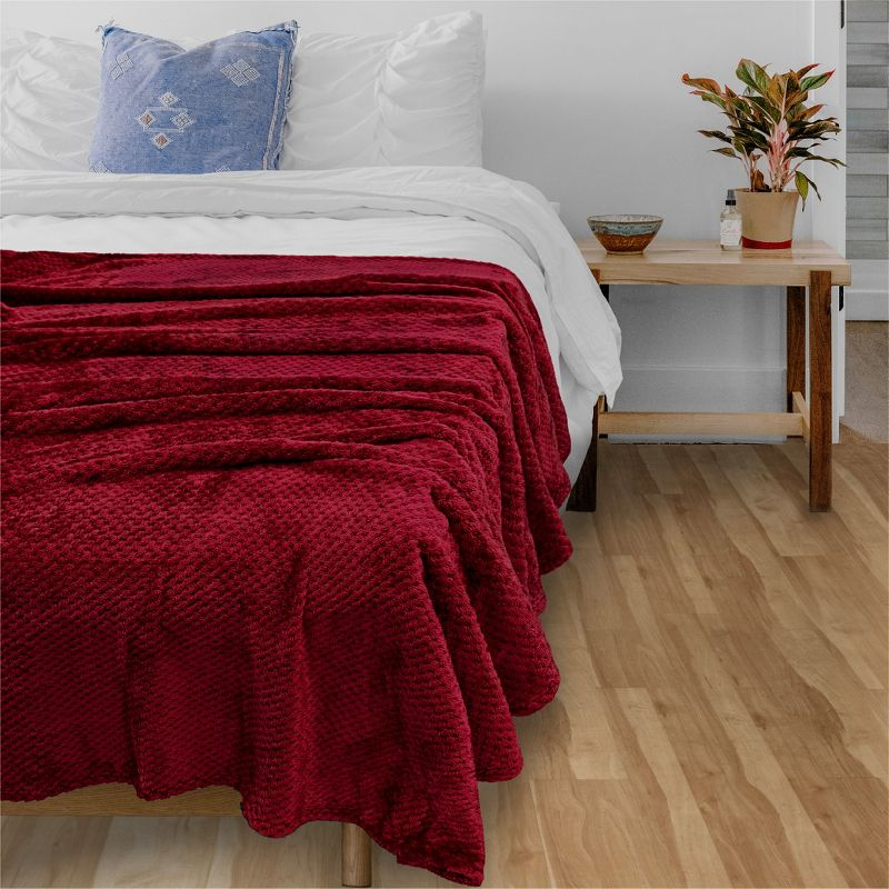 PAVILIA Soft Waffle Blanket Throw for Sofa Bed, Lightweight Plush Warm Blanket for Couch , Dark Red/Twin - 60x80
