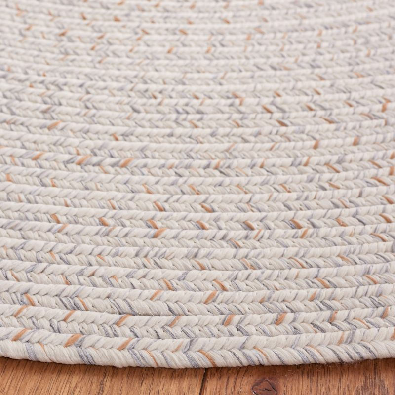 Braided BRA201 Hand Woven Indoor Machine Washable Area Rug - Ivory/Light Grey - 5'x8' Oval - Safavieh