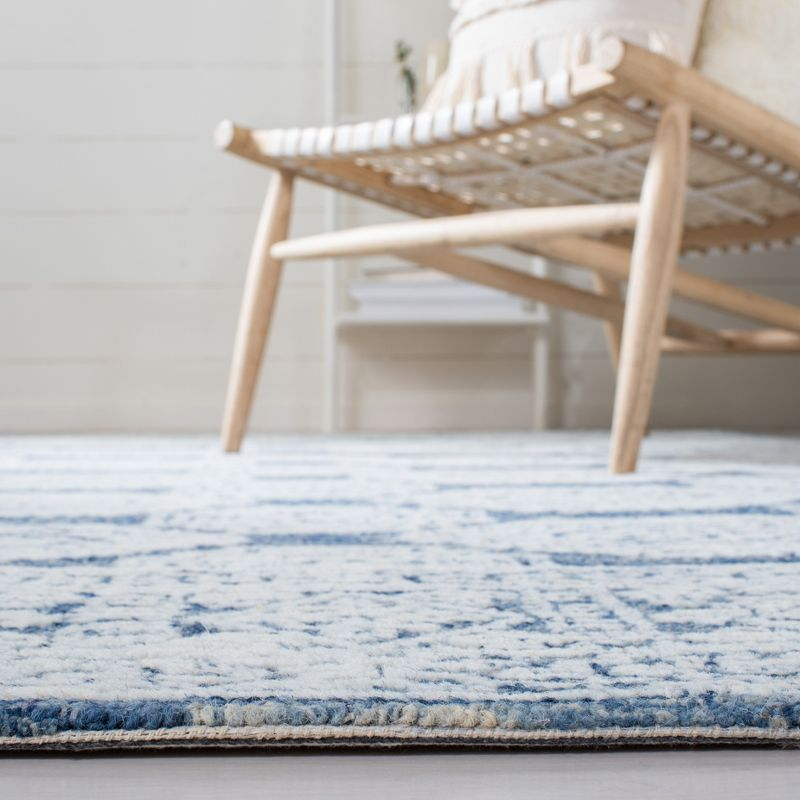 Metro MET803 Hand Tufted Indoor Area Rug - Natural/Blue - 4'x6' - Safavieh