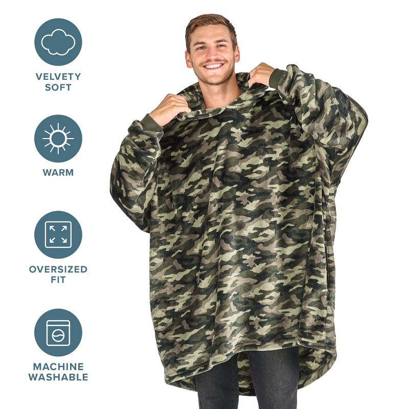 Adult Bare Homey B-Chill Microplush Wearable Blanket, Camo - Green