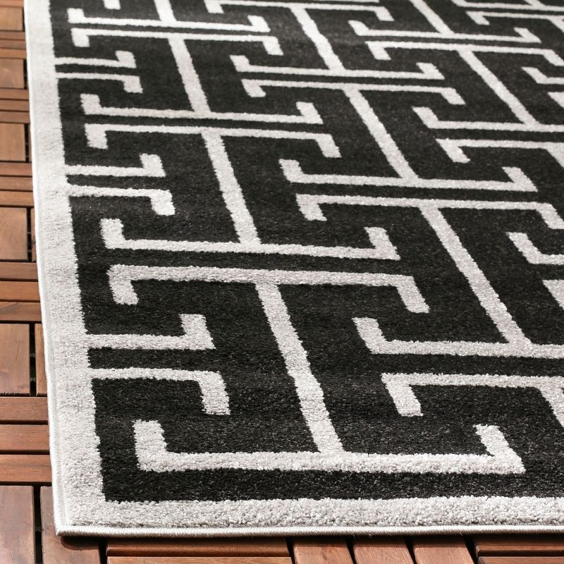 Amherst AMT404 Power Loomed Area Rug - Anthracite/Light Grey - 5'3"x8' - Safavieh.
