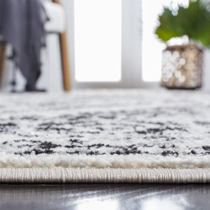 Tulum TUL280 Power Loomed Area Rug - Ivory/Black - 5'3"x7'6" - Safavieh.