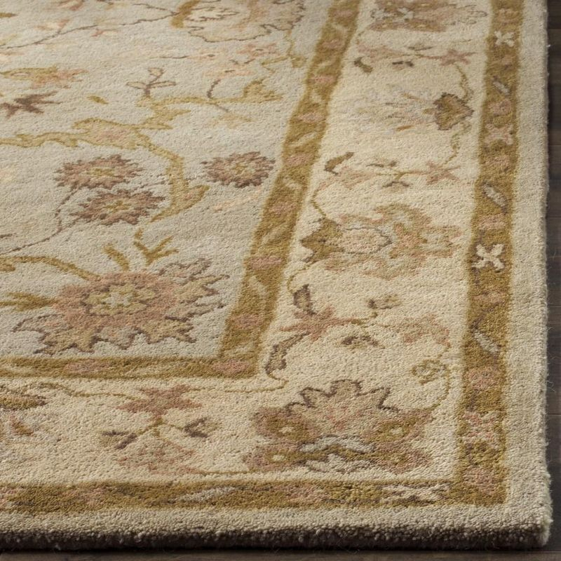 Antiquity AT62 Hand Tufted Indoor Area Rug - Light Grey/Beige - 4'x6' - Safavieh