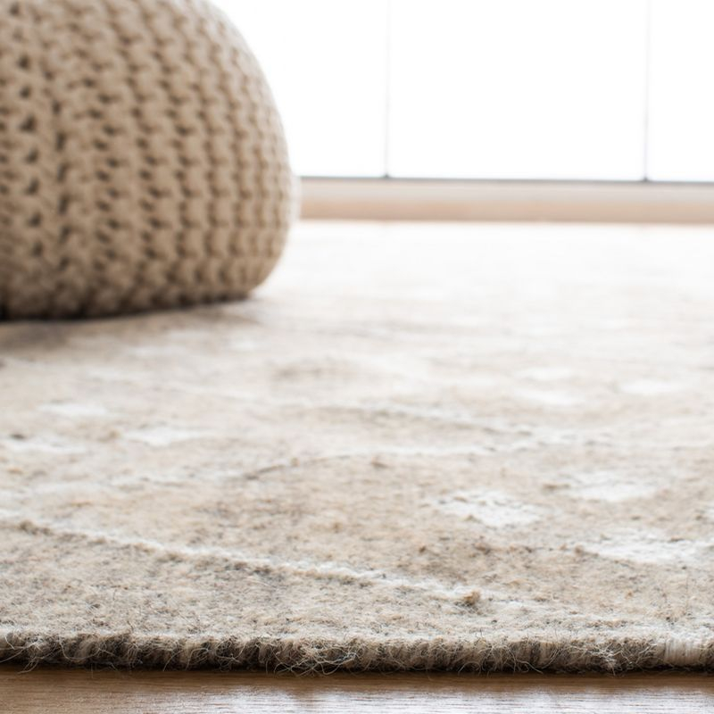 Natural Kilim NKM316 Hand Woven Area Rug - Natural/Ivory - 5'x5' - Safavieh.