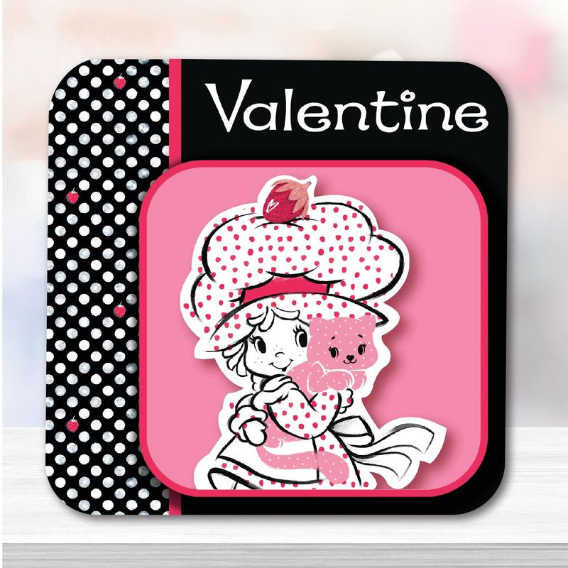 Courtside Market Strawberry Shortcake 20 oz Barry Besties Candy Dish Candle