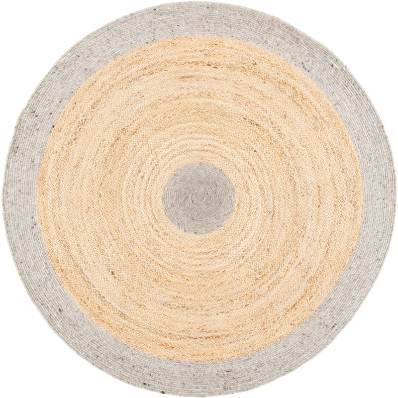 Braided BRD910 Hand Woven Indoor Area Rug - Silver/Natural - 5' Round - Safavieh