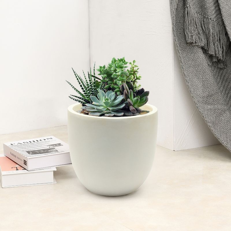 LuxenHome Round Tapered 9.2" H House Planter, Indoor/Outdoor White