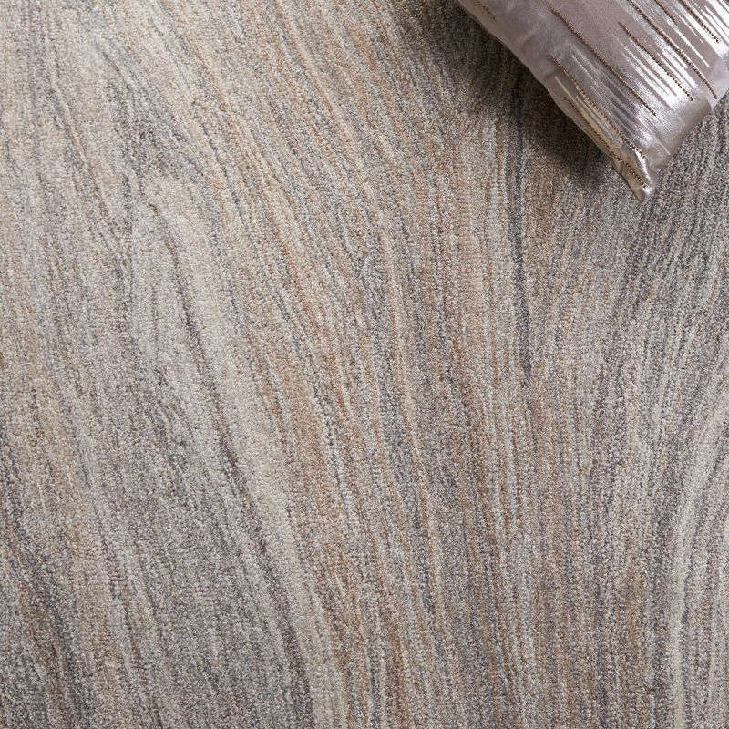 Abstract ABT901 Handmade Indoor Runner - Beige/Grey - 2'-3"x8' - Safavieh