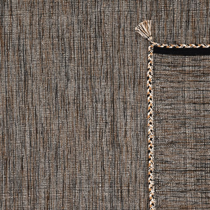 Montauk MTK150 Hand Woven Indoor Accent Rug - Beige/Black - 2'3"x5' - Safavieh