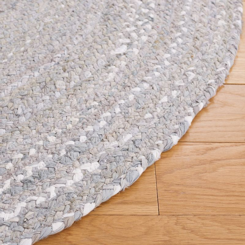 Braided BRD452 Hand Woven Indoor Area Rug - Light Grey - 5'x8' Oval - Safavieh