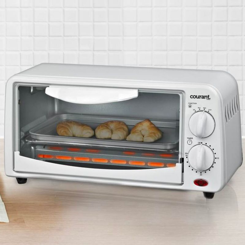 Courant Compact 2-Slice Oven with Toast, Broil & Bake Functions, 650 Watts