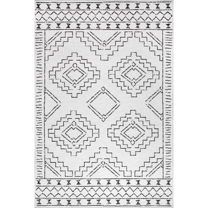 Nuloom Noa Pet Friendly Machine Washable Moroccan Area Rug, 5' x 8', White