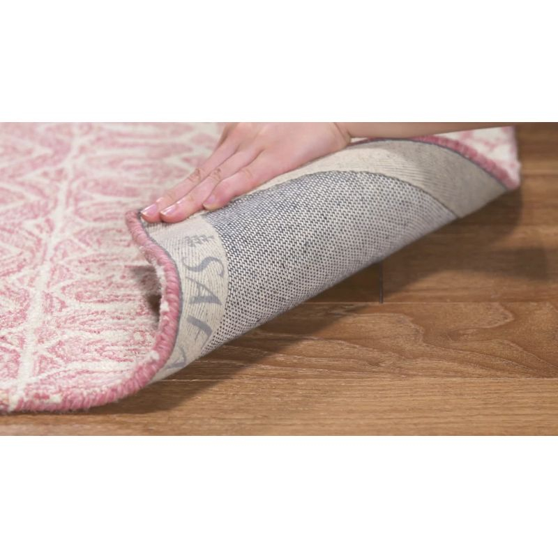 Micro-Loop MLP502 Hand Tufted Indoor Accent Rug - Pink/Ivory - 2'6"x4' - Safavieh