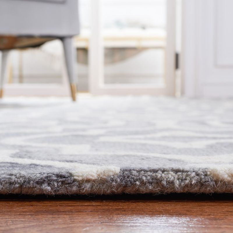Dip Dye DDY538 Hand Tufted Indoor Accent Rug - Grey/Ivory - 2'x3' - Safavieh