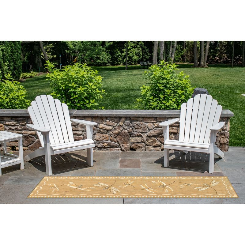 Liora Manne Carmel Dragonfly Indoor/Outdoor Rug Sand 1'11" x 7'6"