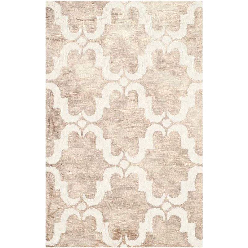 Dip Dye DDY536 Hand Tufted Indoor Accent Rug - Beige/Ivory - 2'6"x4' - Safavieh
