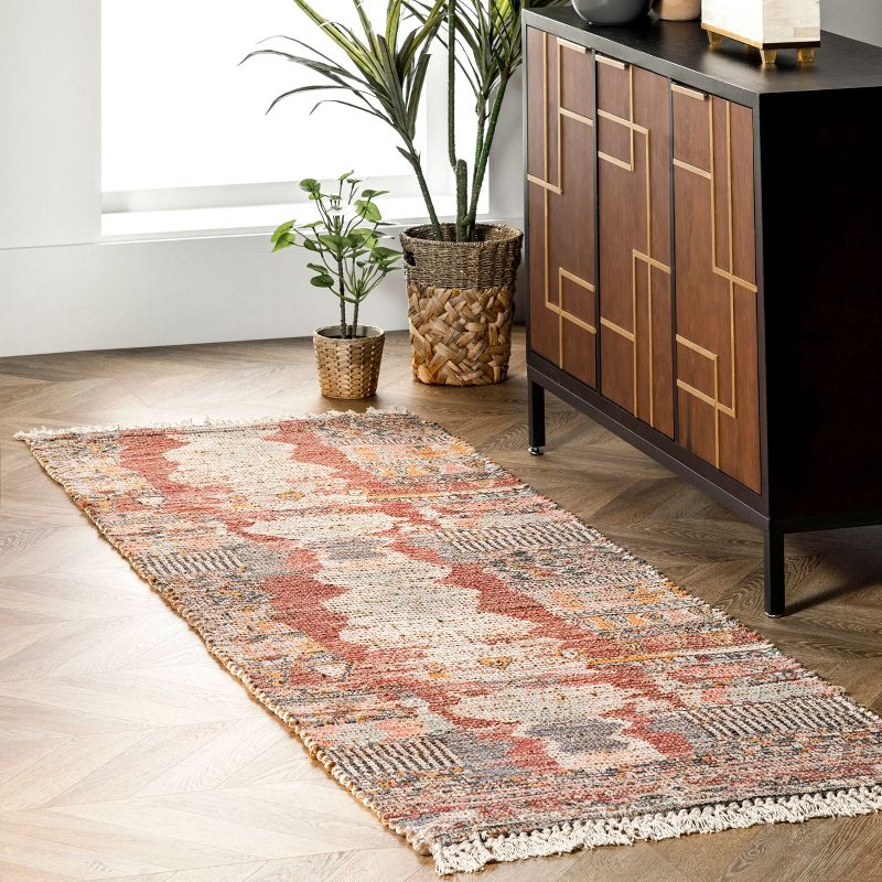 nuLOOM Hermina Southwestern Tasseled Area Rug, Runner 2' 6" x 8', Multicolor