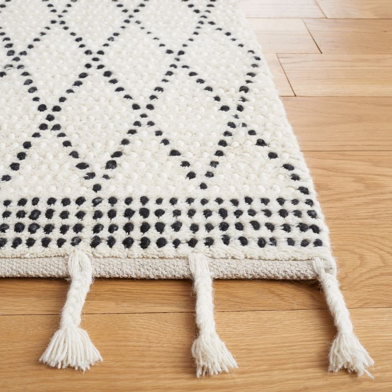 Casablanca CSB491 Hand Woven Area Rug - Ivory/Black - 8'x10' - Safavieh.
