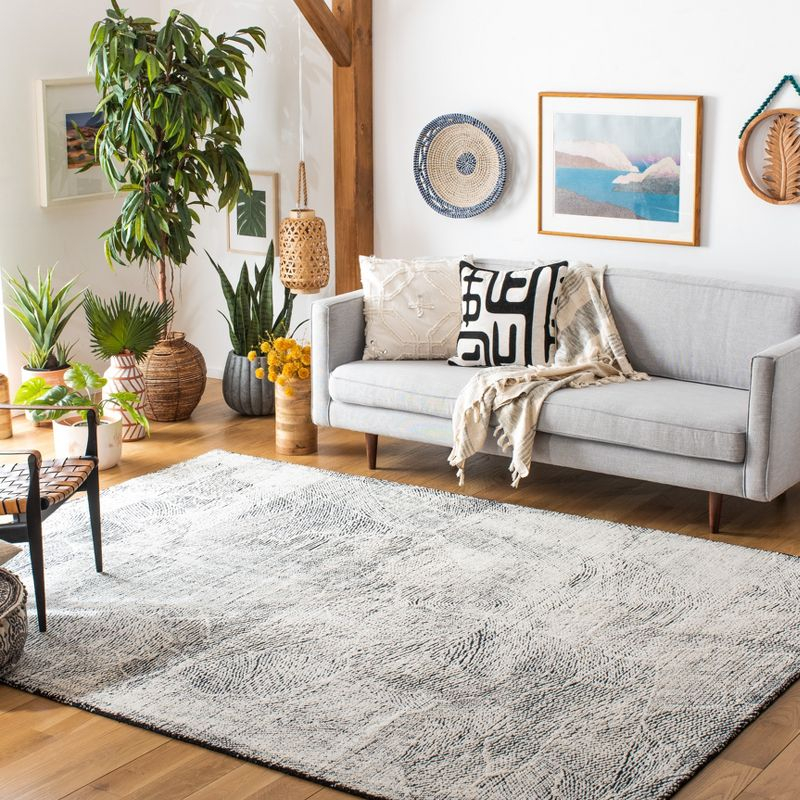 Metro MET999 Hand Tufted Indoor Area Rug - Black/Ivory - 6'x6' - Safavieh