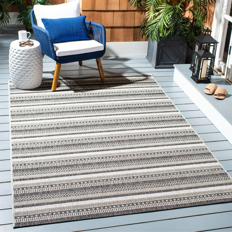 Courtyard CY8784 Power Loomed Indoor/Outdoor Area Rug - Black/Grey - 6'7"x6'7" - Safavieh.
