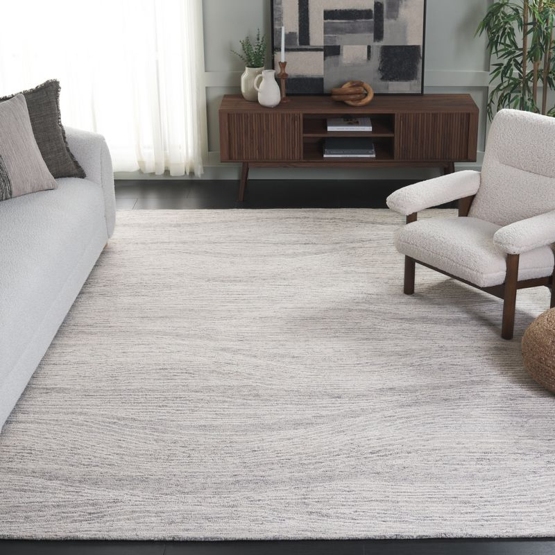Metro MET995 Hand Tufted Indoor Area Rug - Grey/Ivory - 6'x6' - Safavieh