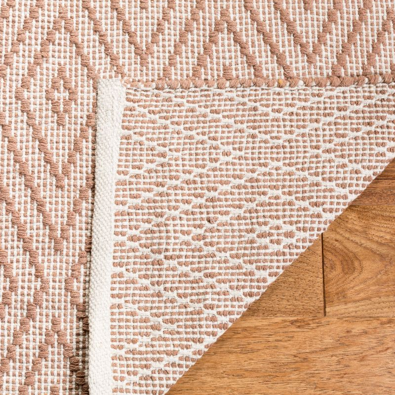 Montauk MTK811 Hand Woven Accent Rug - Beige/Ivory - 2'6"x4' - Safavieh.