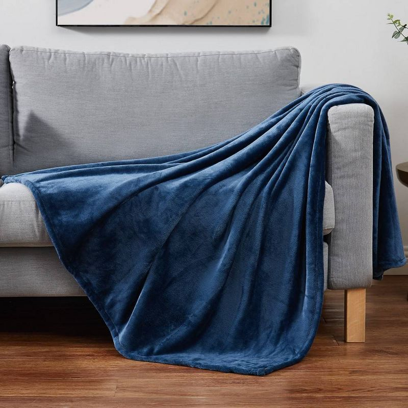 Cannon Cannon Solid Plush Throw Blanket