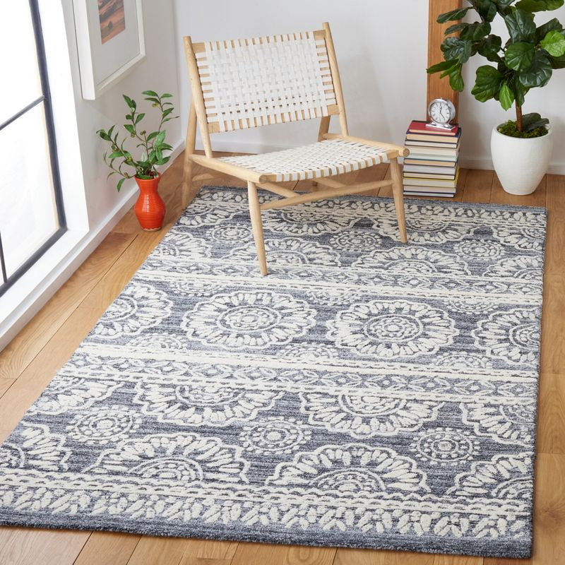 Metro MET910 Hand Tufted Area Rug - Gray/Ivory - 3'x5' - Safavieh.