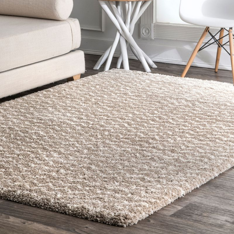 Nuloom Cuellar Striped 8x10 Shag Indoor Area Rug for Living Room Bedroom Dining Room Nursery, Cream/Ivory