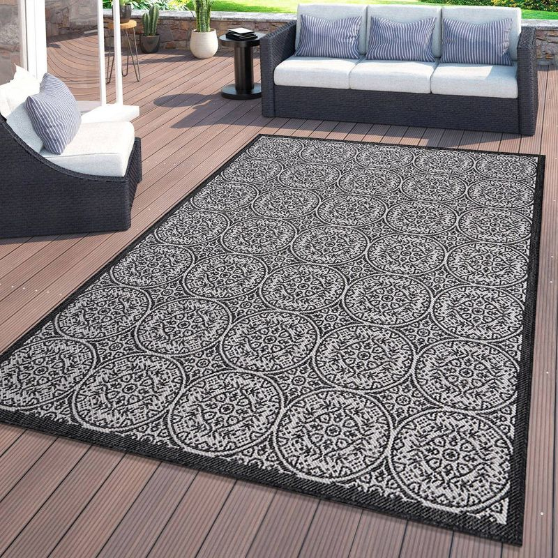 World Rug Gallery Transitional Floral Circles Textured Flat Weave Indoor/Outdoor Area Rug - BLACK 7'10"X10'