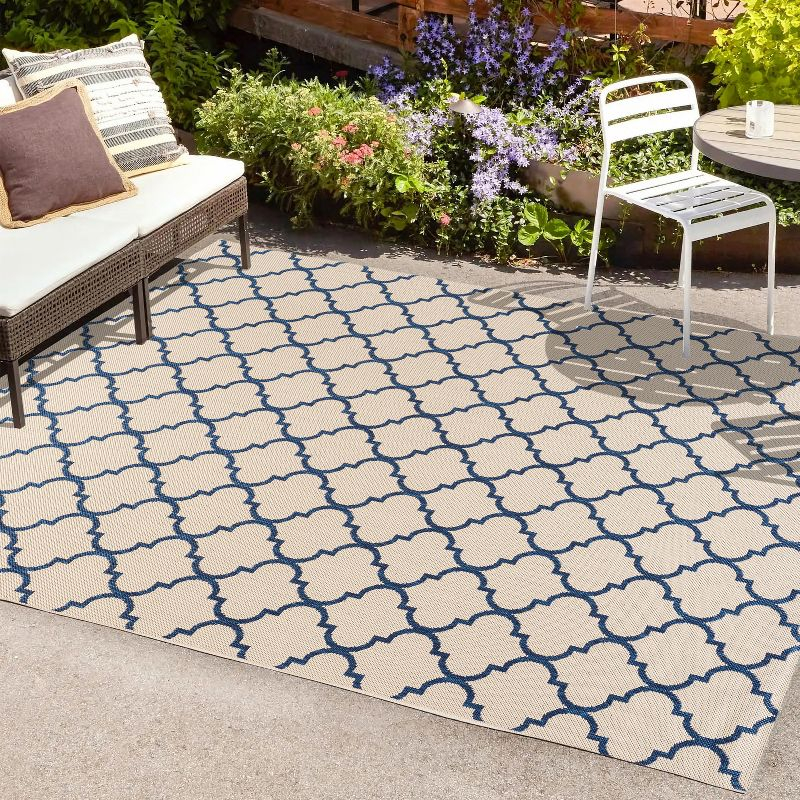 8'x10' Arabesque Ogee Trellis Indoor/Outdoor  Area Rug, Beige/Navy - JONATHAN Y