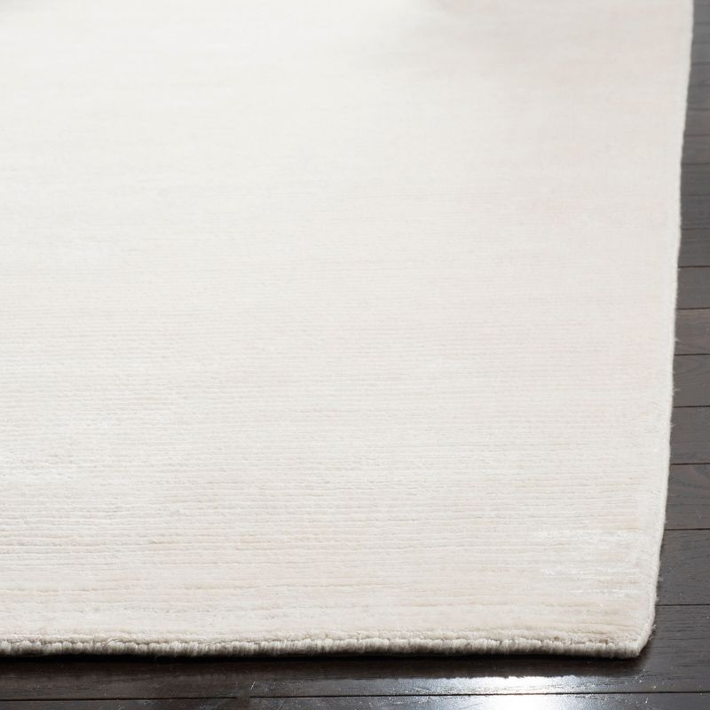 Mirage MIR234 Hand Loomed Indoor Area Rug - White - 5'x8' - Safavieh.