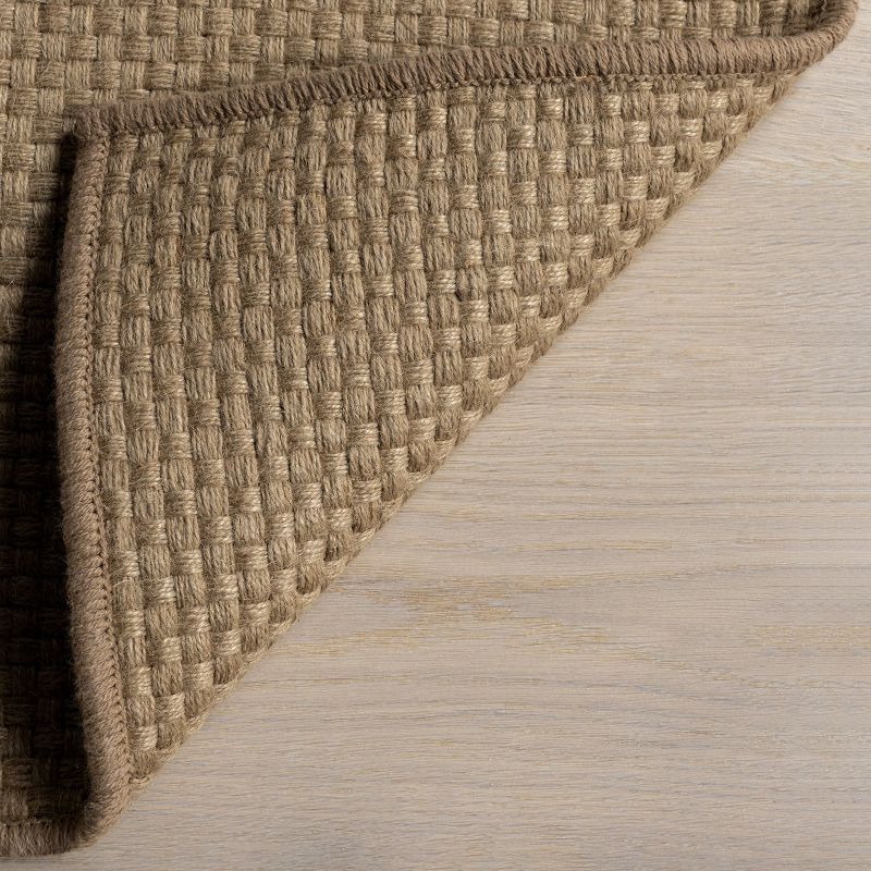Nuloom Ainara Solid Handmade Jute Area Rug, 4' x 6', Natural