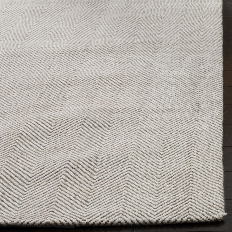 Marbella MRB721 Hand Loomed Indoor Area Rug - Silver - 5'x8' - Safavieh