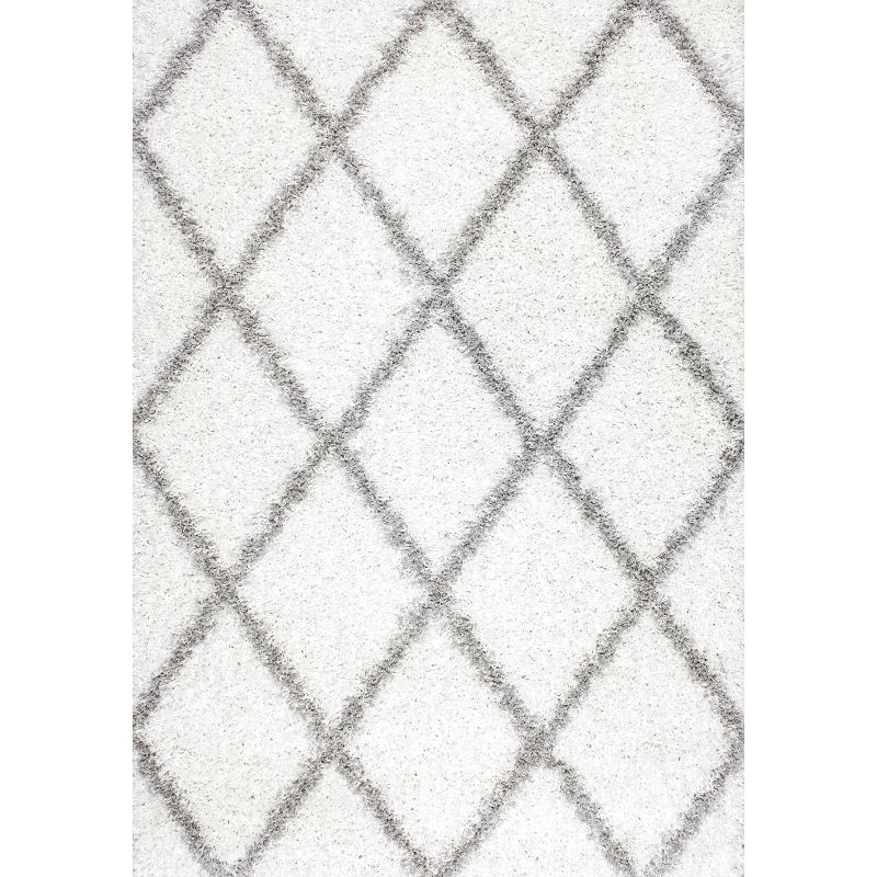 Nuloom Tess Trellis 5 Square Shag Indoor Area Rug for Living Room Bedroom Dining Room Nursery, White/Grey