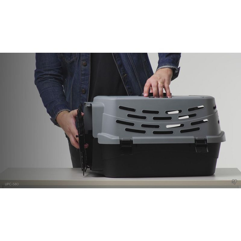 IRIS USA 23" Small Pet Travel Carrier with Front and Top Access, 2-Door Top Load, Hard-Sided Training Crate for 18 Lbs, Black/Gray