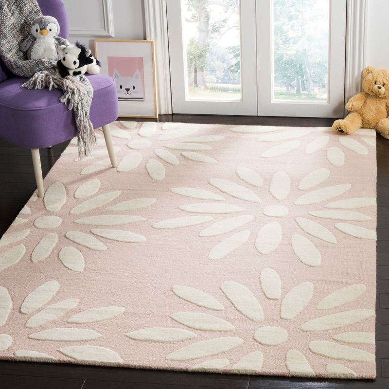 Safavieh Kids Daisy SFK914 Hand Tufted Indoor Area Rug - Pink/Ivory - 5'x7' - Safavieh