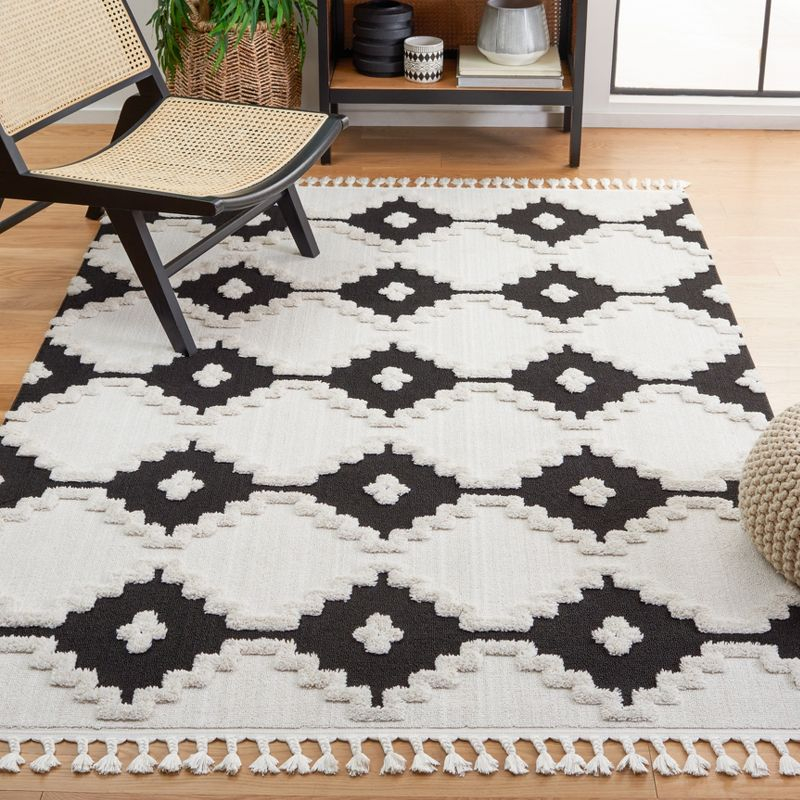 Marrakesh MRK532 Power Loomed Area Rug - Ivory/Anthracite - 6'7"x6'7" - Safavieh.