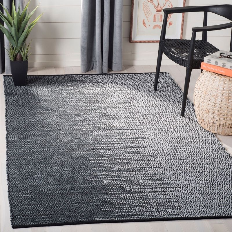 Vintage Leather VTL388 Hand Woven Indoor Accent Rug - Light Grey/Charcoal - 3'x5' - Safavieh