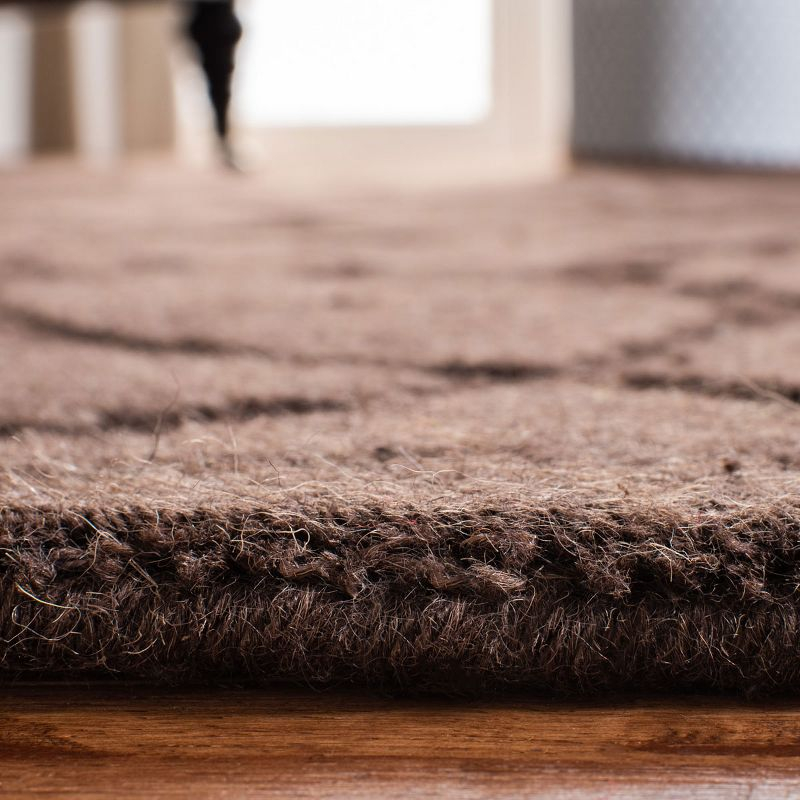 Impressions IM341 Hand Loomed Area Rug - Brown - 6'x9' - Safavieh.