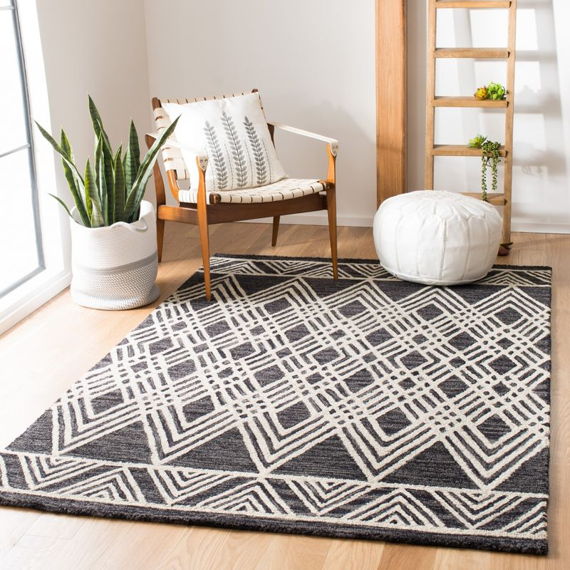 Micro-Loop MLP155 Hand Tufted Area Rug - Charcoal/Ivory - 5'x8' - Safavieh.