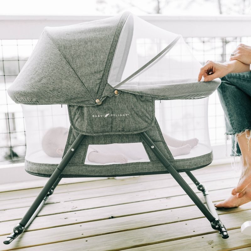 Baby Delight Slumber Deluxe Portable Rocking Bassinet